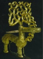 Золотой олень с ветвистыми рогами, курган Филипповка 